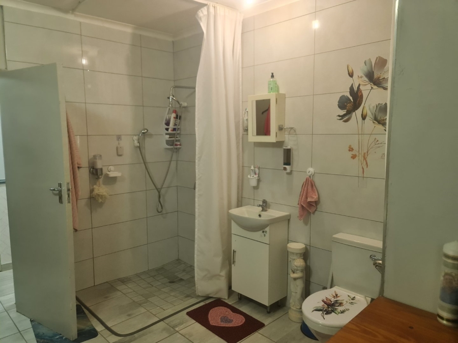 3 Bedroom Property for Sale in Geelhoutpark North West